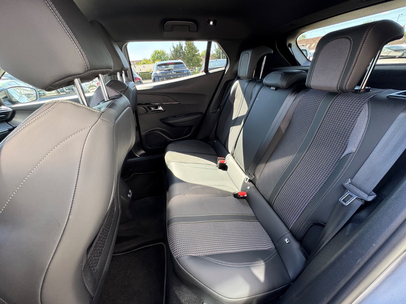 Billede af Peugeot e-2008 50 GT