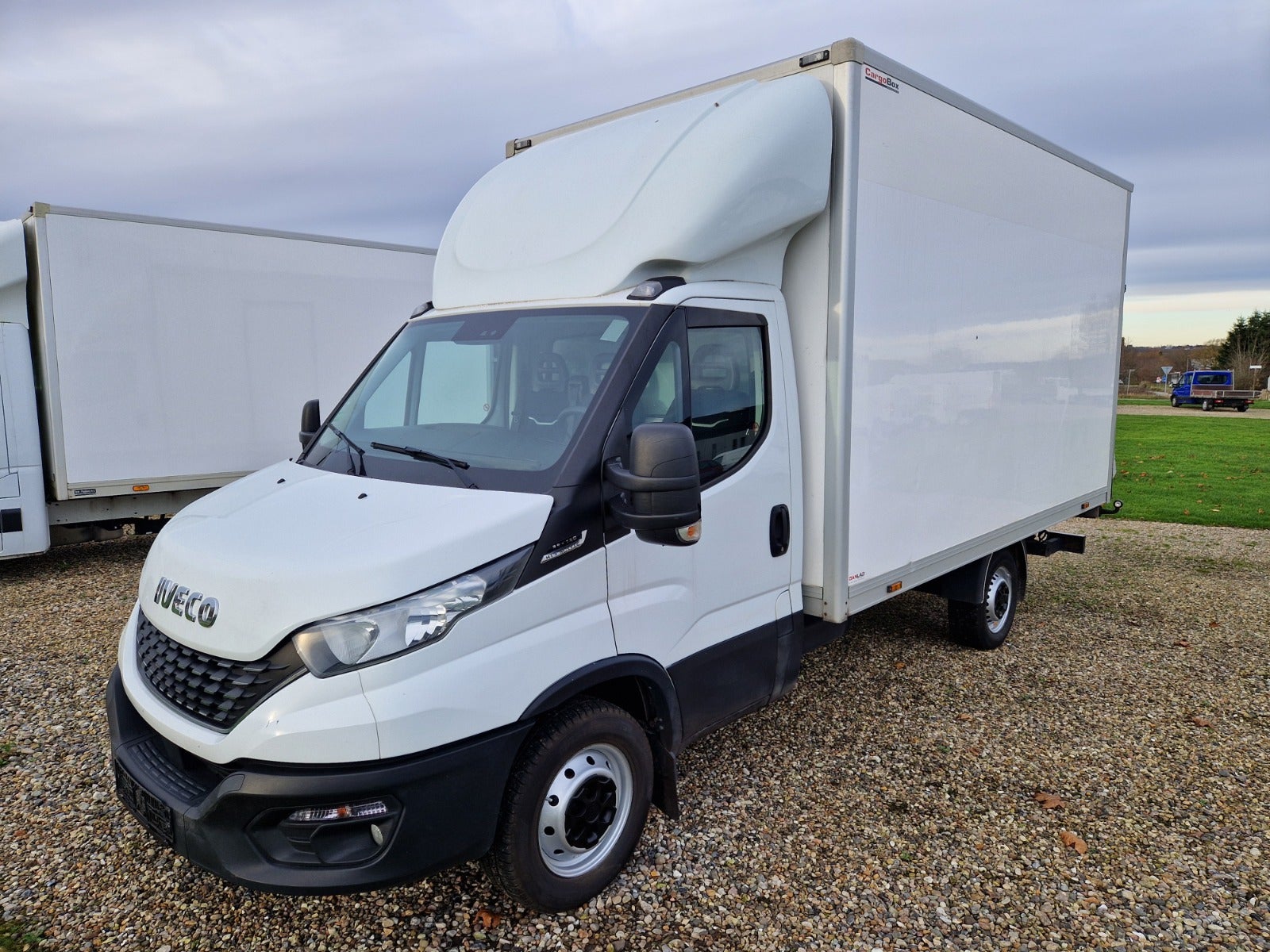 Billede af Iveco Daily 2,3 35S14 Alukasse m/lift AG8