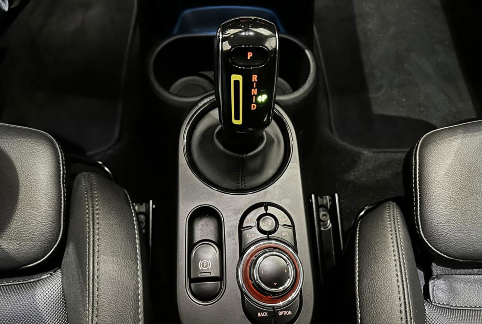 MINI Cooper SE Classic Trim