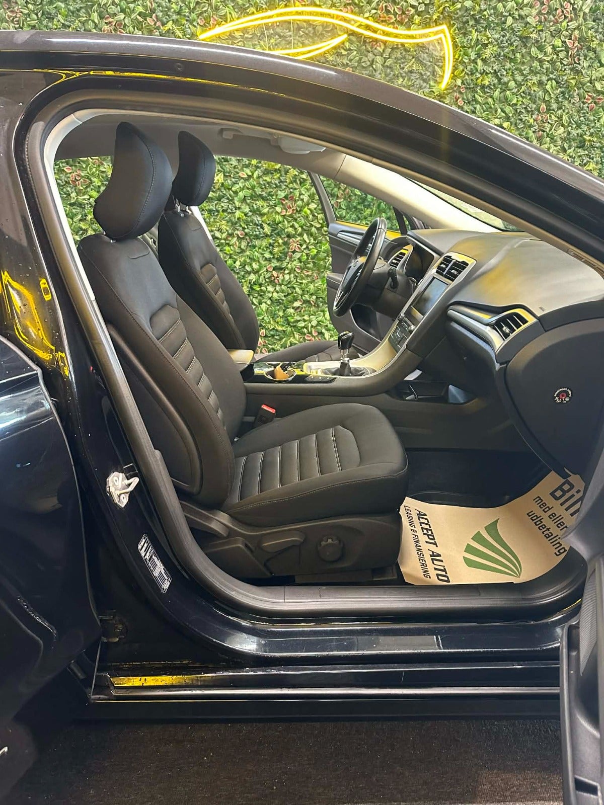 Billede af Ford Mondeo 1,0 SCTi 125 Titanium