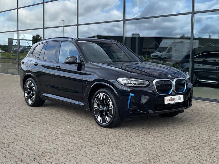 BMW iX3 Charged Plus M-Sport