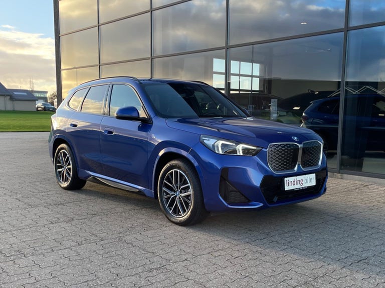 BMW iX1 xDrive30 M-Sport