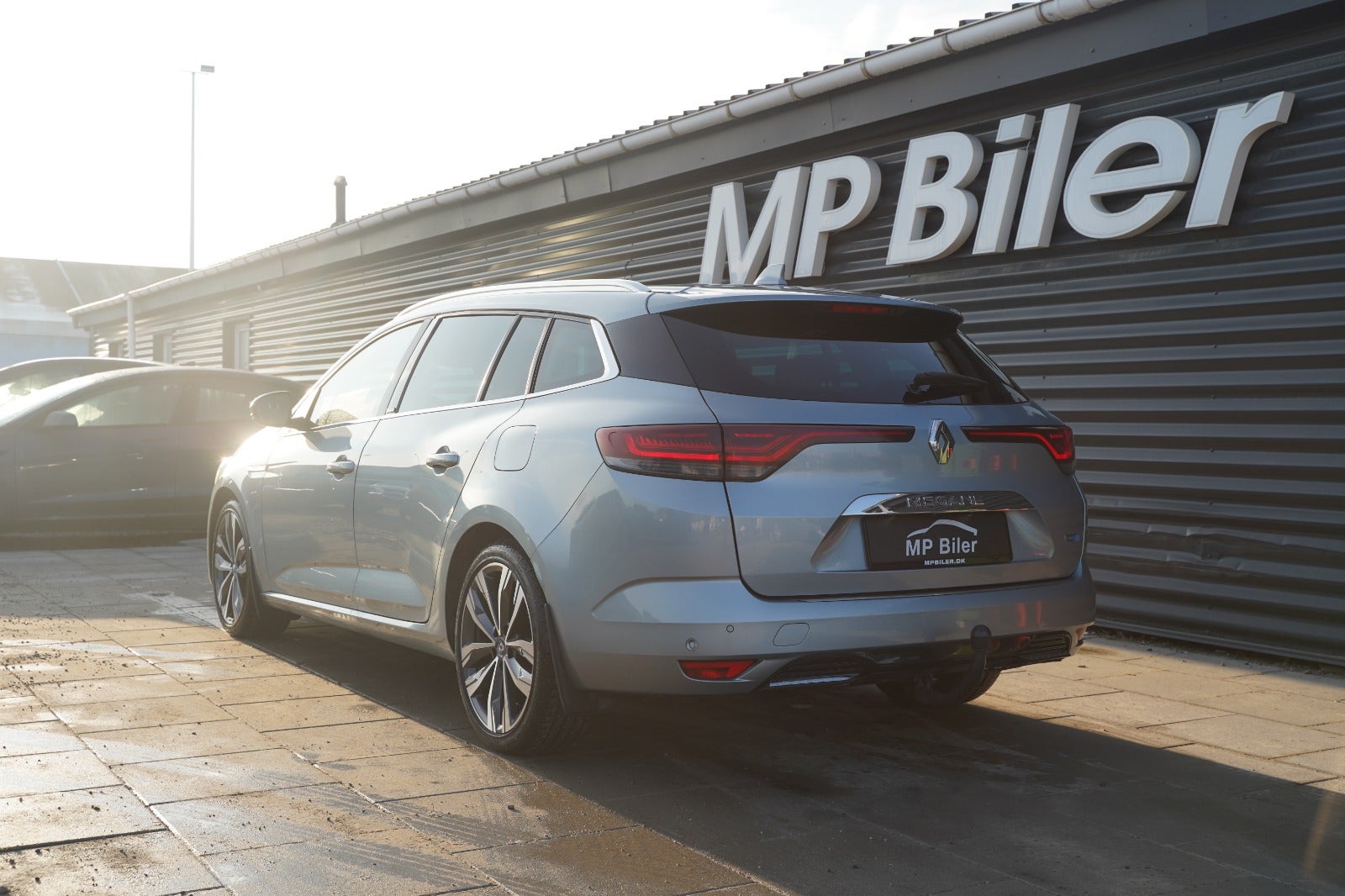 Billede af Renault Megane IV 1,6 E-Tech Intens Sport Tourer