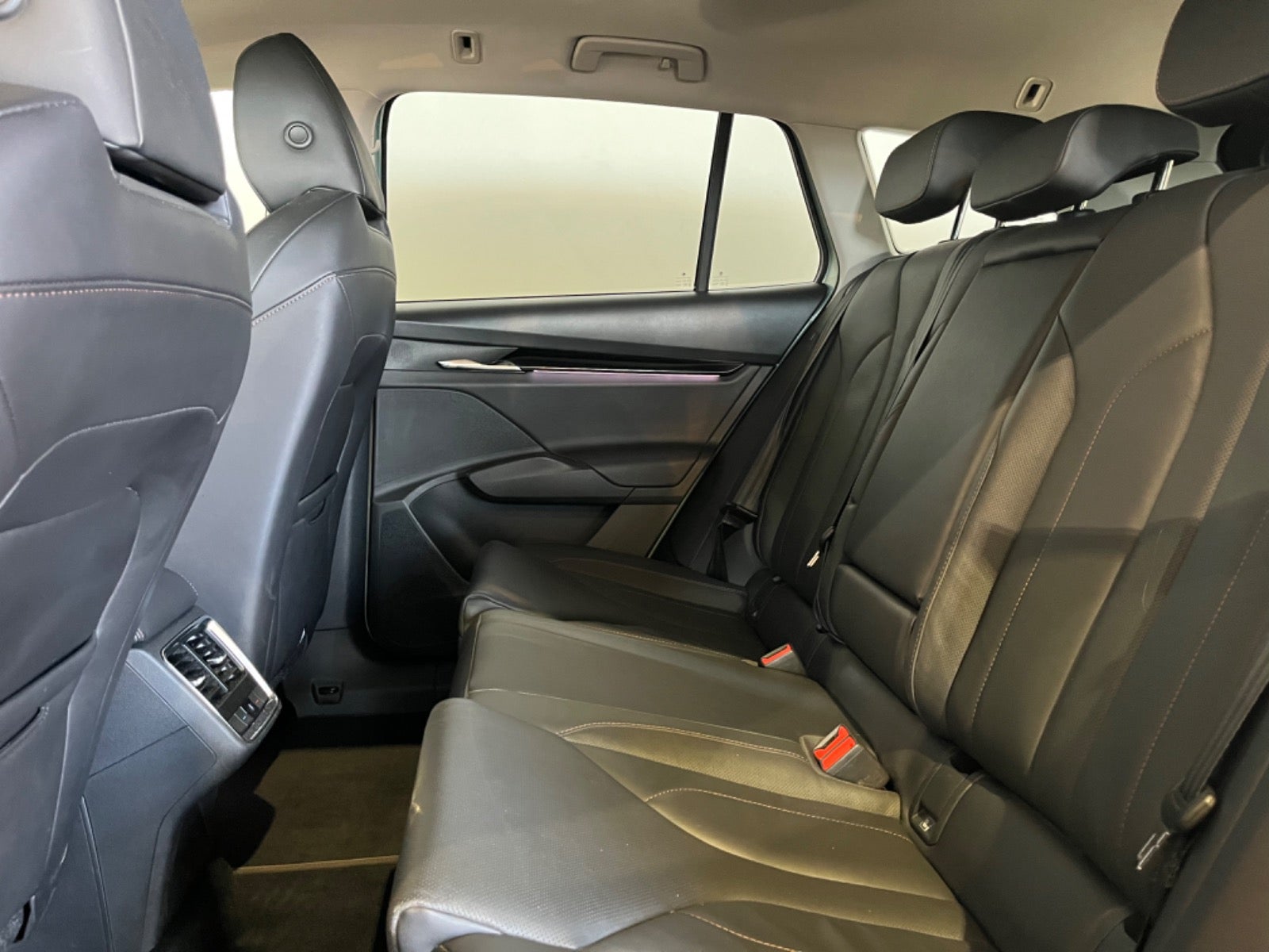 Skoda Enyaq iV Plus Suite