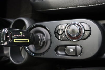 MINI Cooper SE Essential