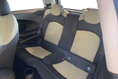 MINI Cooper SE Classic Trim