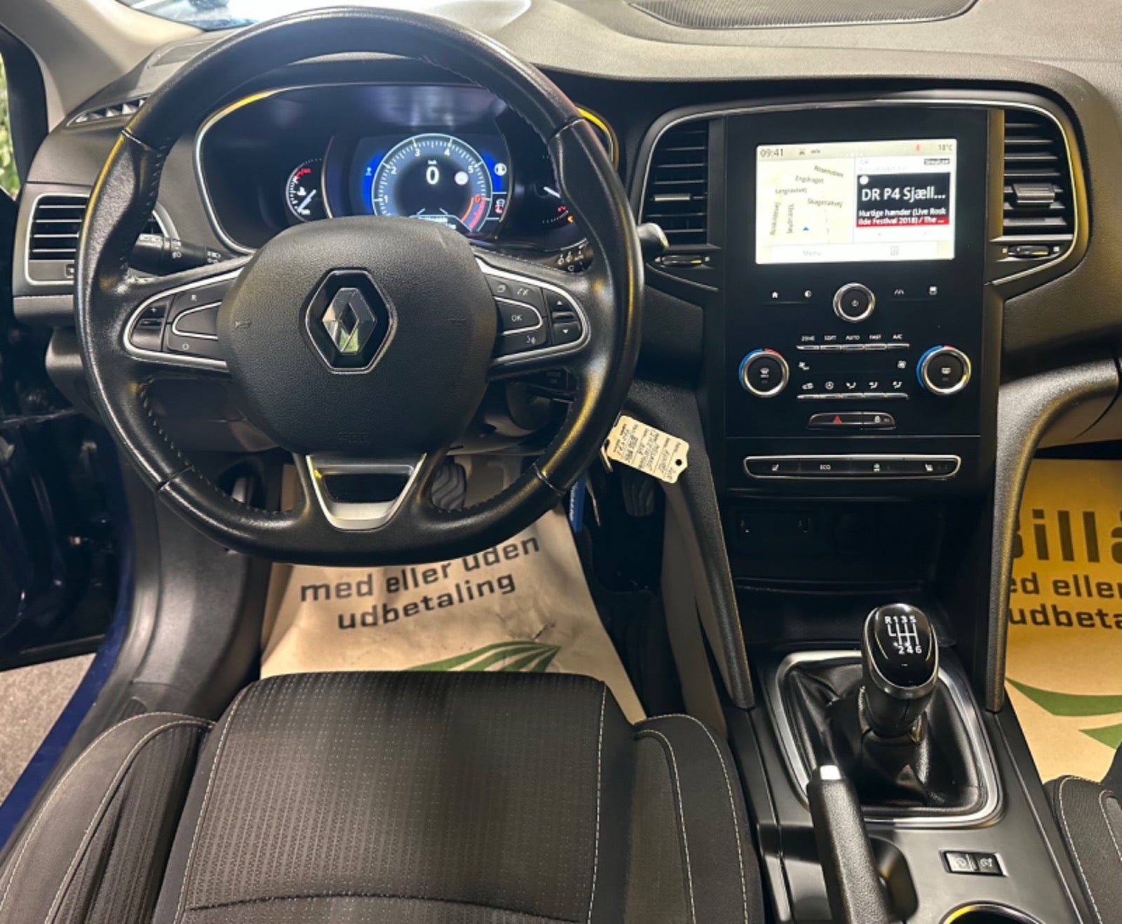 Billede af Renault Megane IV 1,2 TCe 100 Zen Sport Tourer