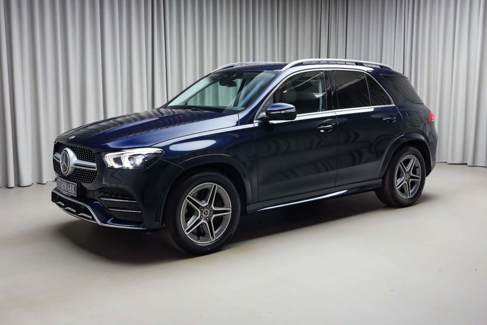 Mercedes-Benz GLE 350 de (1/8)
