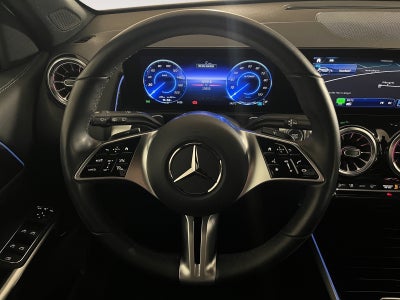 Mercedes EQB300 Progressive 4Matic Van