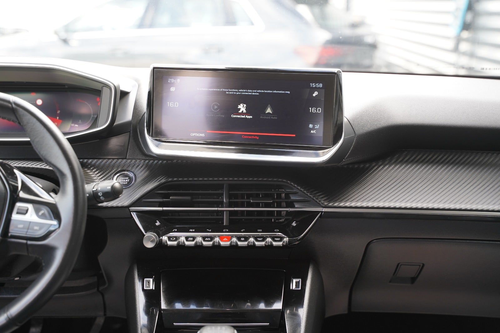 Billede af Peugeot 2008 1,2 PureTech 130 Allure Tour