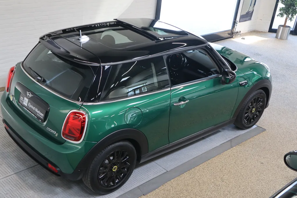 MINI Cooper SE Camden Edition