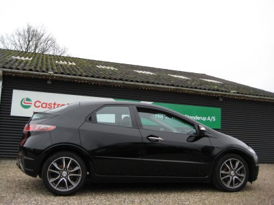 Honda Civic 1,8 Sport 5d