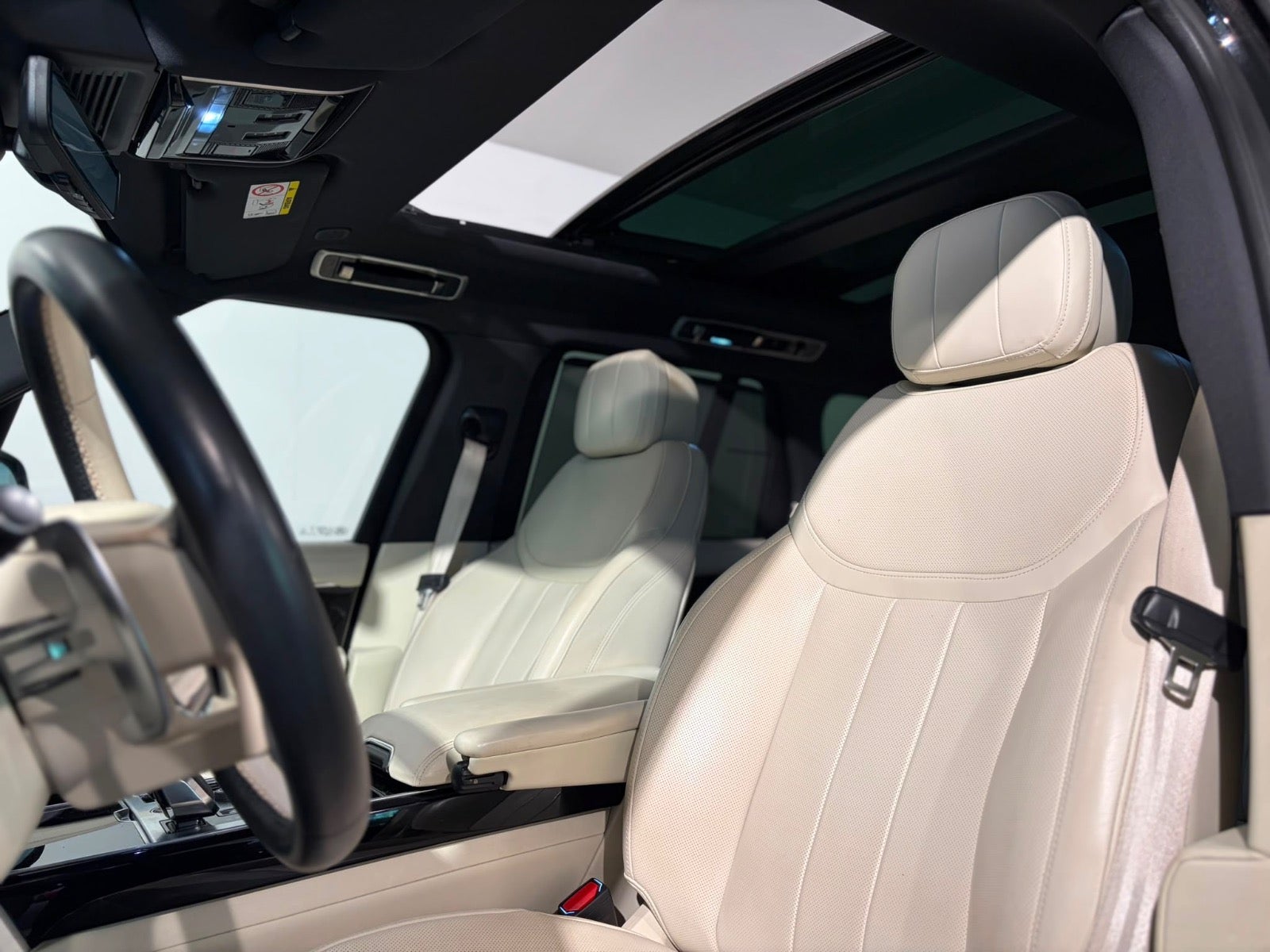 Land Rover – Range Rover