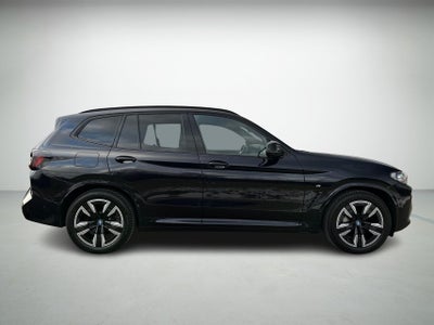 BMW iX3 Charged M-Sport billede 3