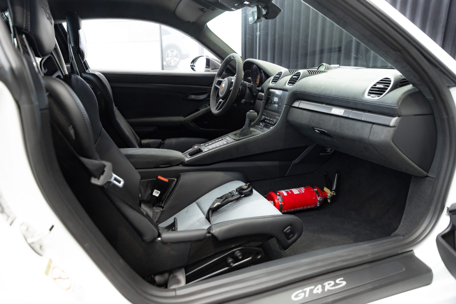 Gallery image 14 of 16