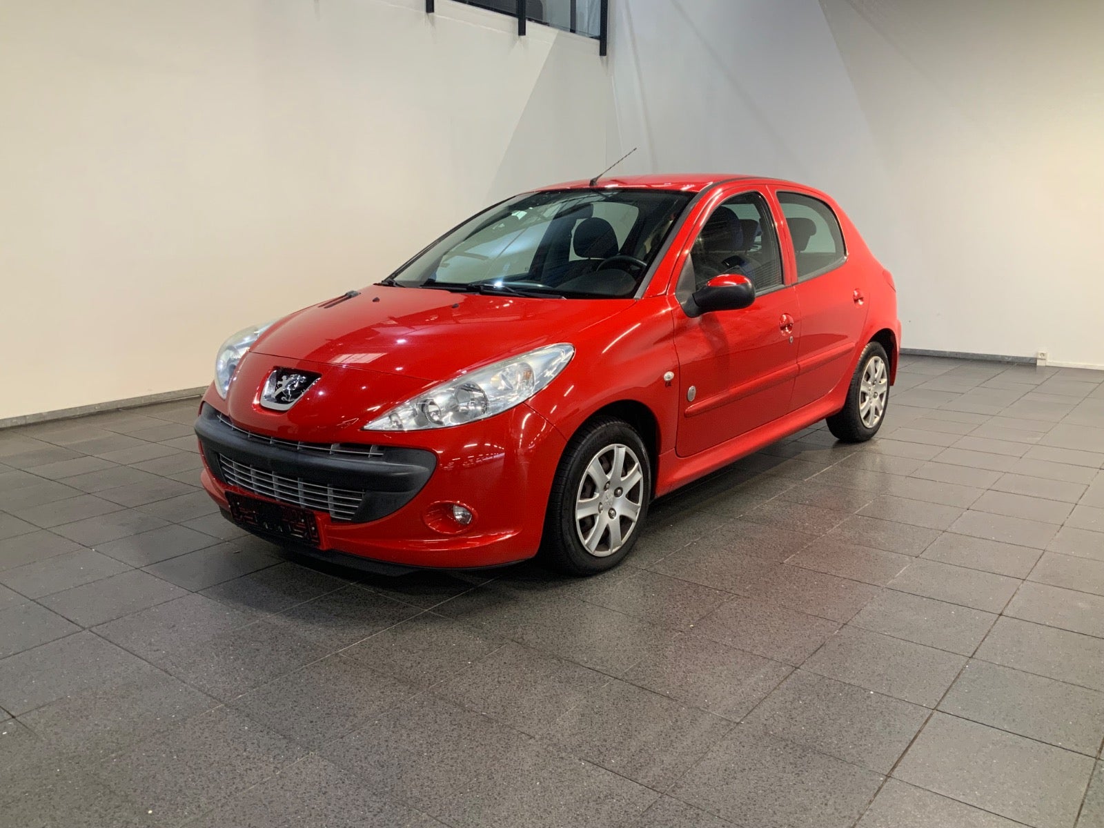 Peugeot 206+ (1/8)