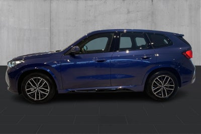 BMW iX1 eDrive20 M-Sport - 1