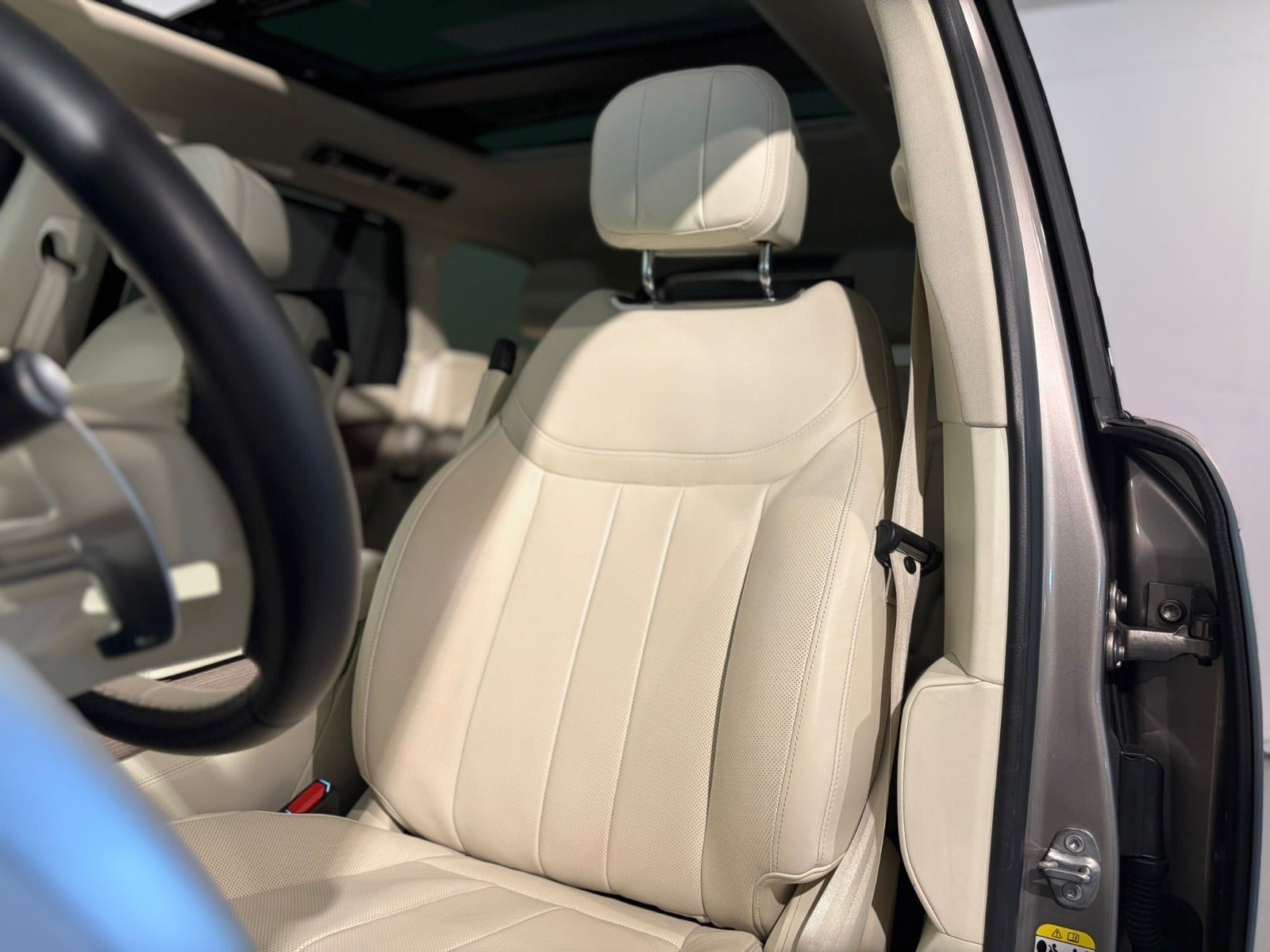 Land Rover – Range Rover