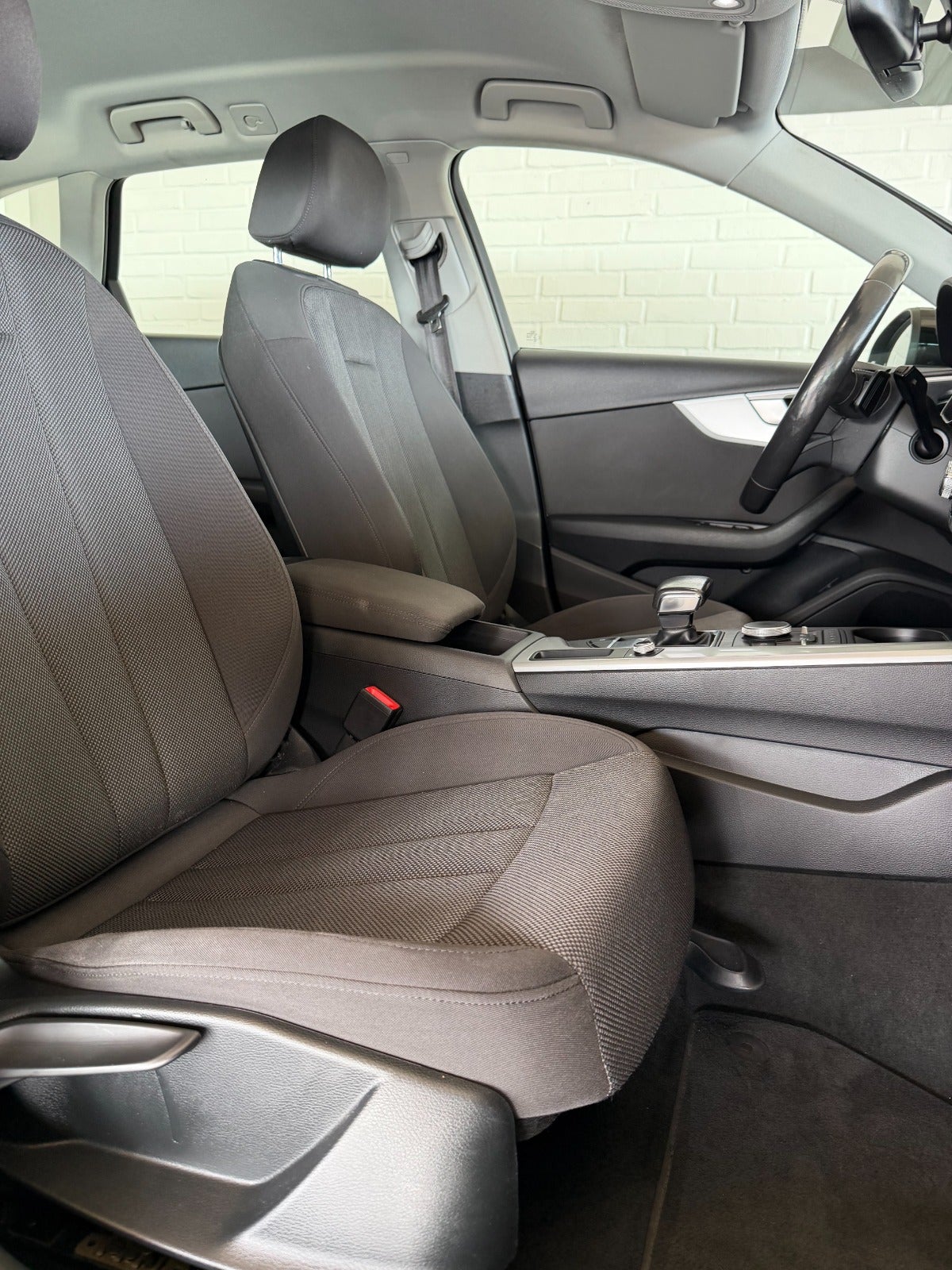 Billede af Audi A4 2,0 TDi 190 Avant S-tr.
