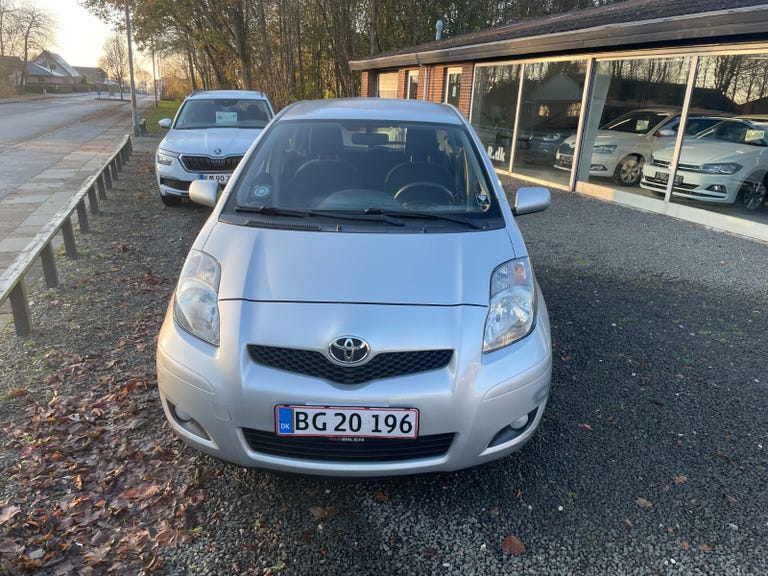 Toyota Yaris T2 M/M