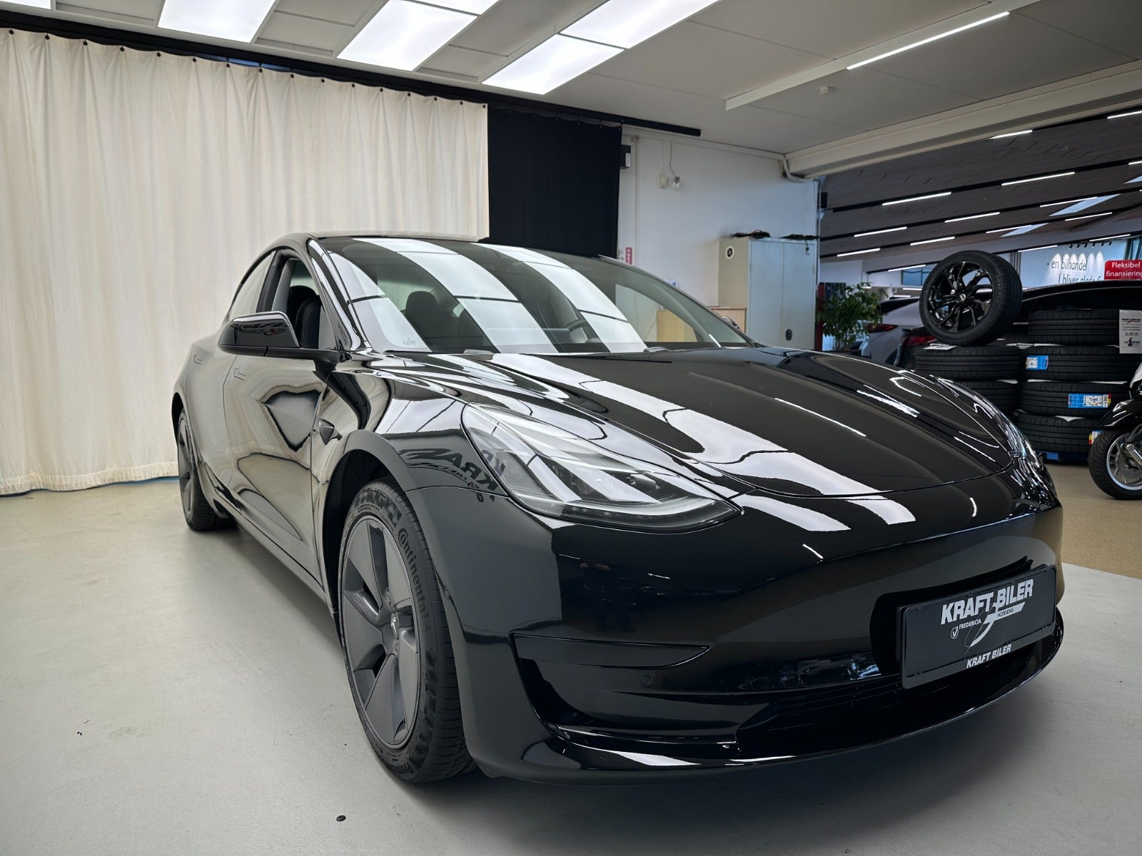 Billede af Tesla Model 3  Standard Range+ RWD