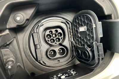 Mercedes EQA250 Electric Art