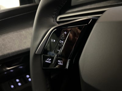 Peugeot e-5008 Allure Van