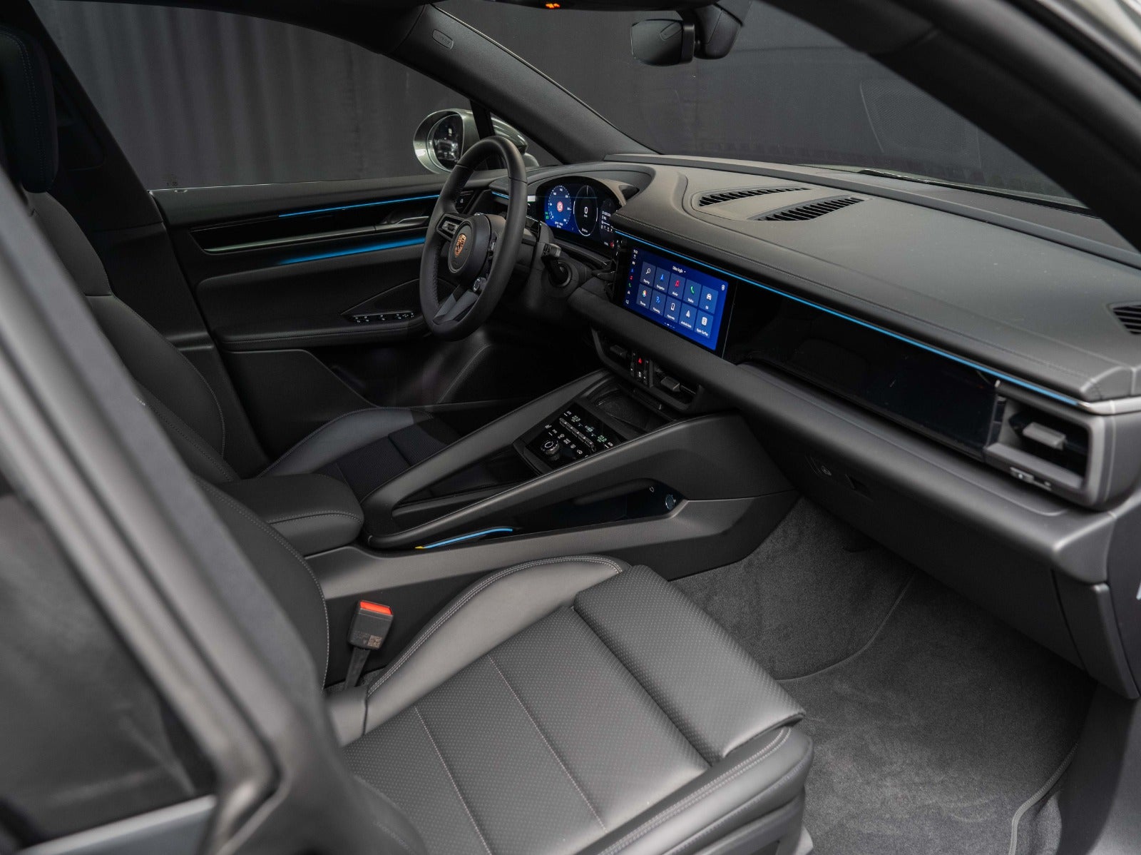 Gallery image 11 of 16