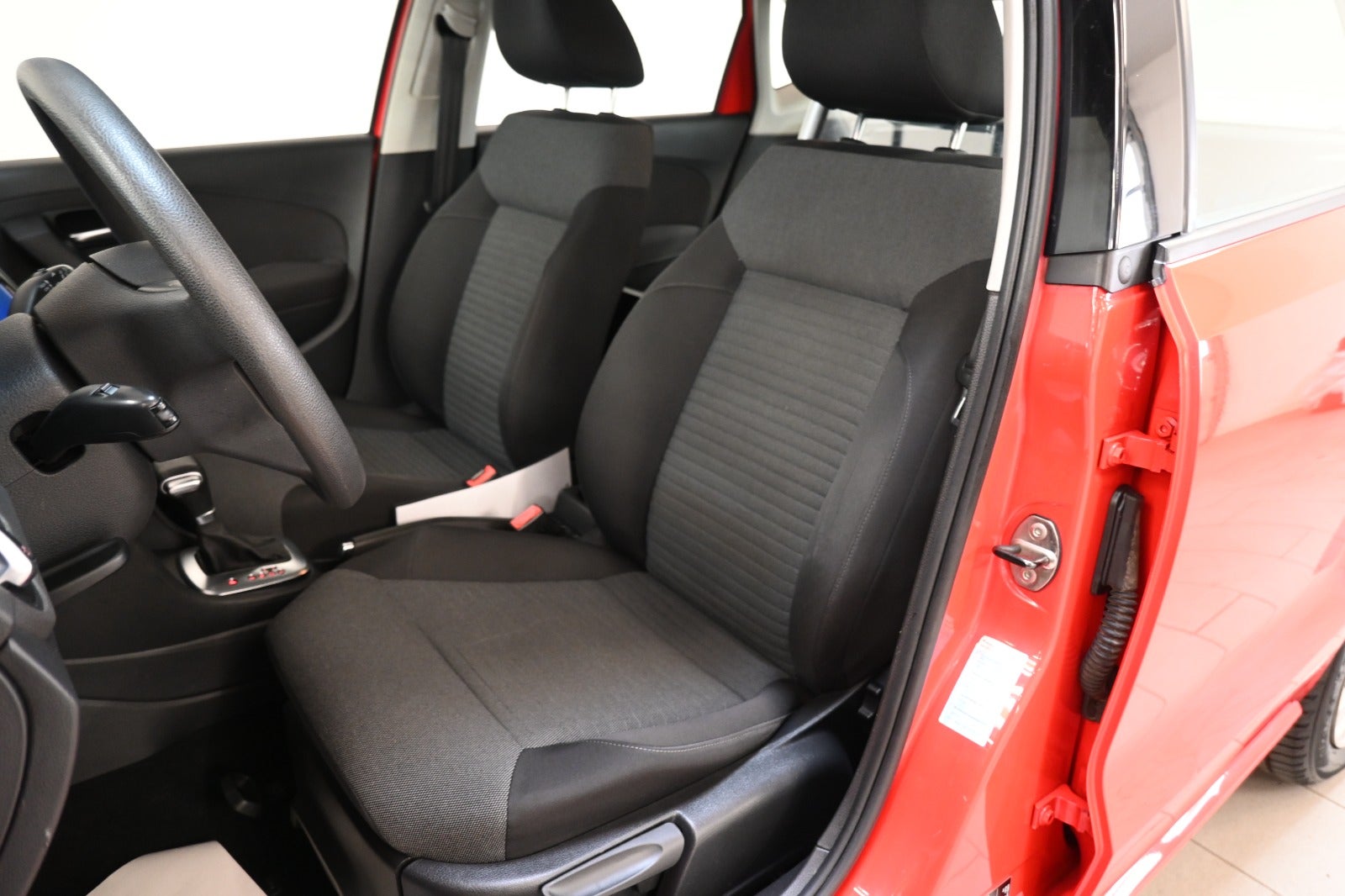 VW Polo TDi 90 Comfortline DSG Van