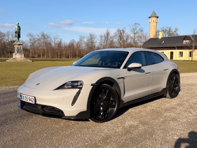Porsche Taycan 4  Performance+ Cross Turismo 5d