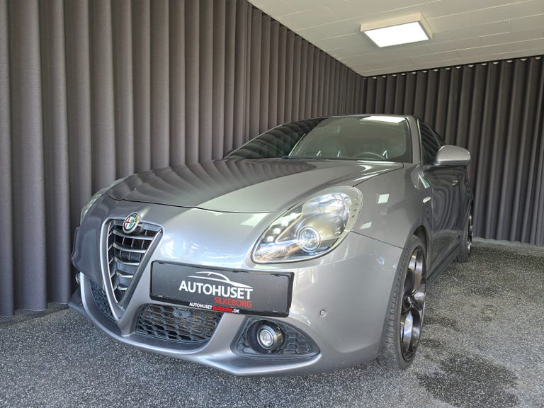 Alfa Romeo Giulietta TBi Quadrifoglio Verde TCT
