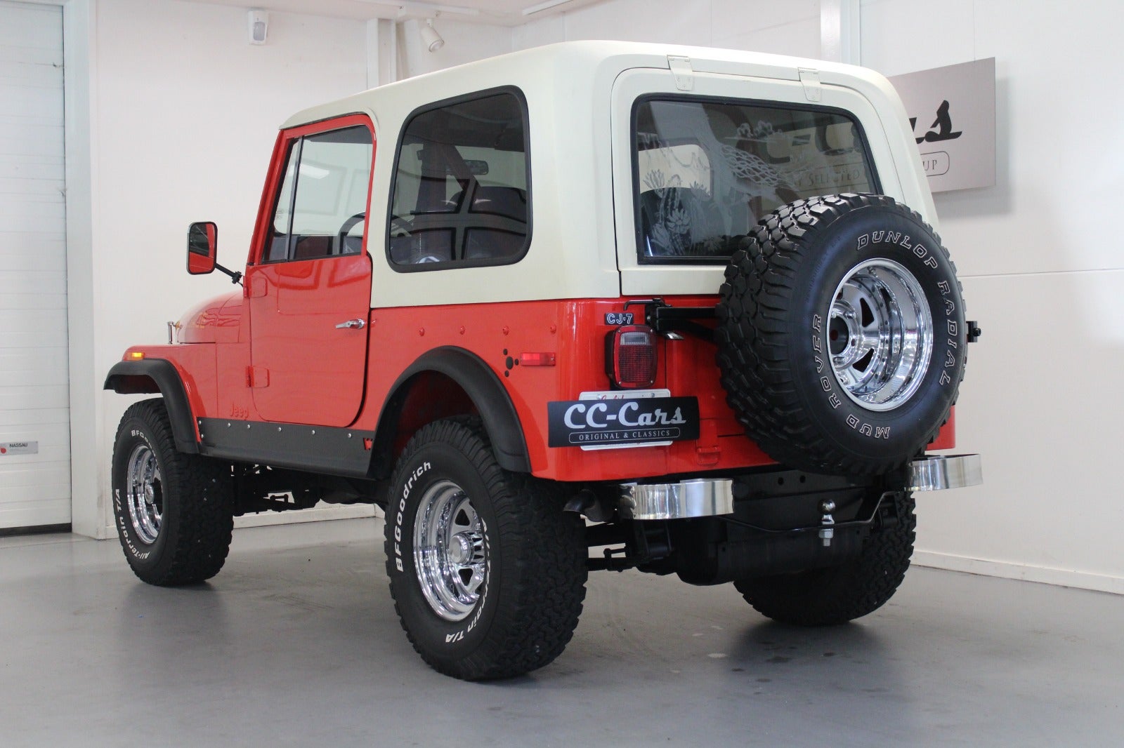 Jeep CJ7 5,9