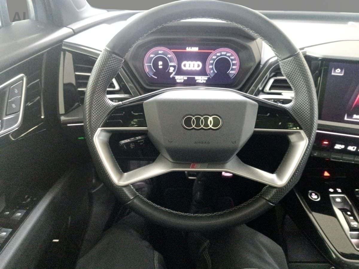 Audi Q4 e-tron S-line