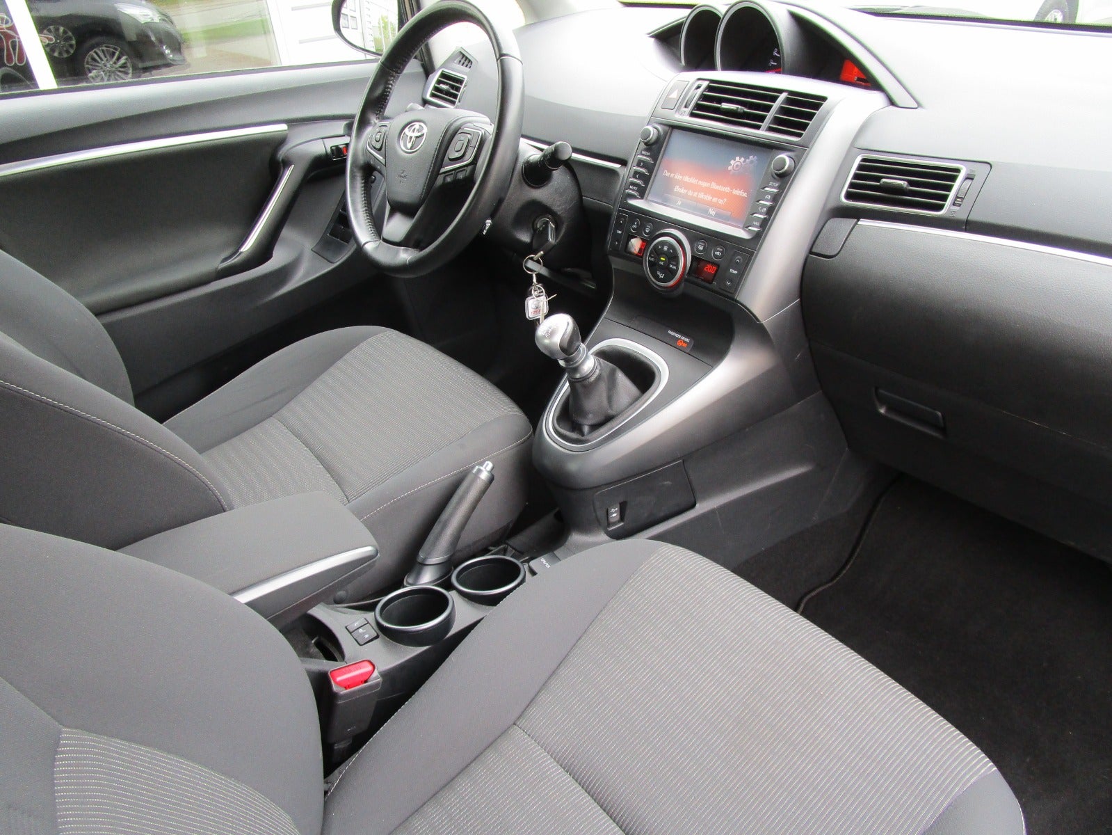 Toyota Sportsvan, Billede 8