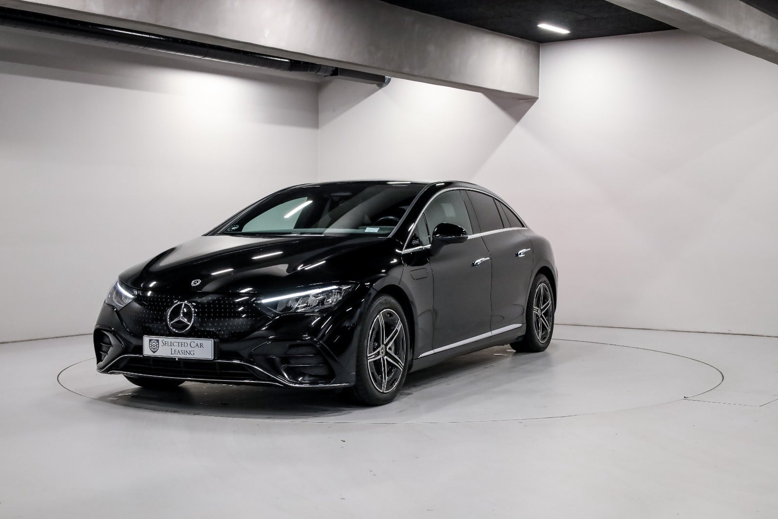 Mercedes-Benz EQE350+ AMG Line