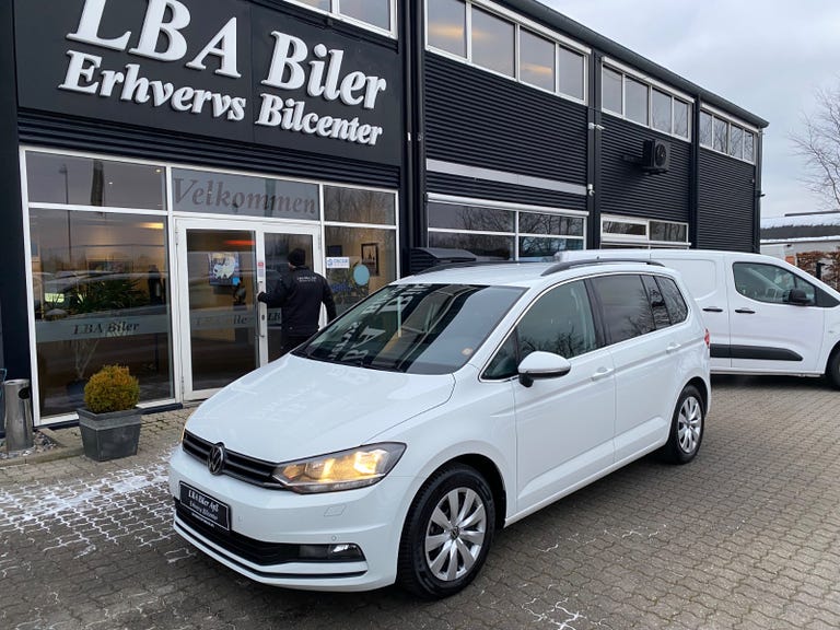 VW Touran TDi 150 Comfortline DSG Van