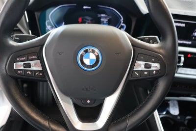 BMW 330e Touring Sport Line aut.