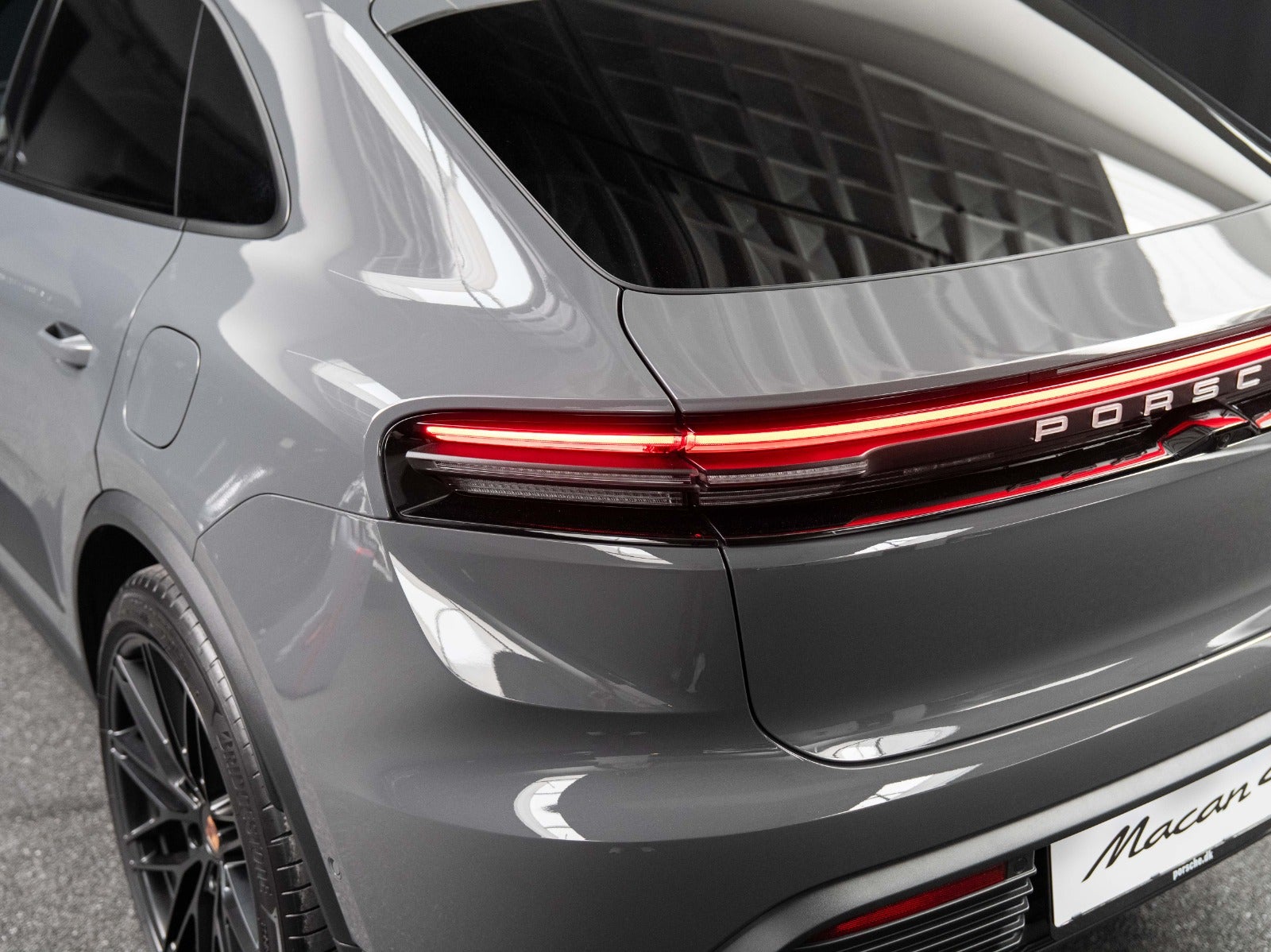 Gallery image 4 of 16