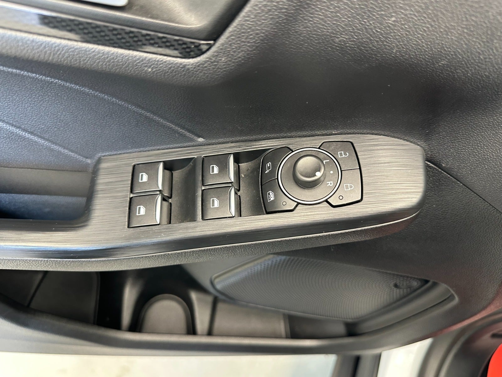 Billede af Ford Kuga 2,5 PHEV ST-Line CVT Van