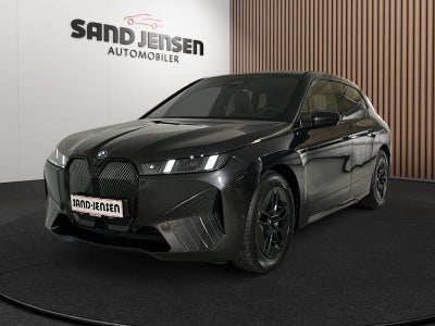 BMW iX xDrive45 Sport Line