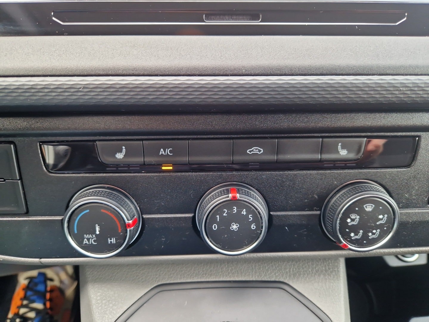 Billede af VW Transporter 2,0 TDi 150 Kassevogn DSG lang