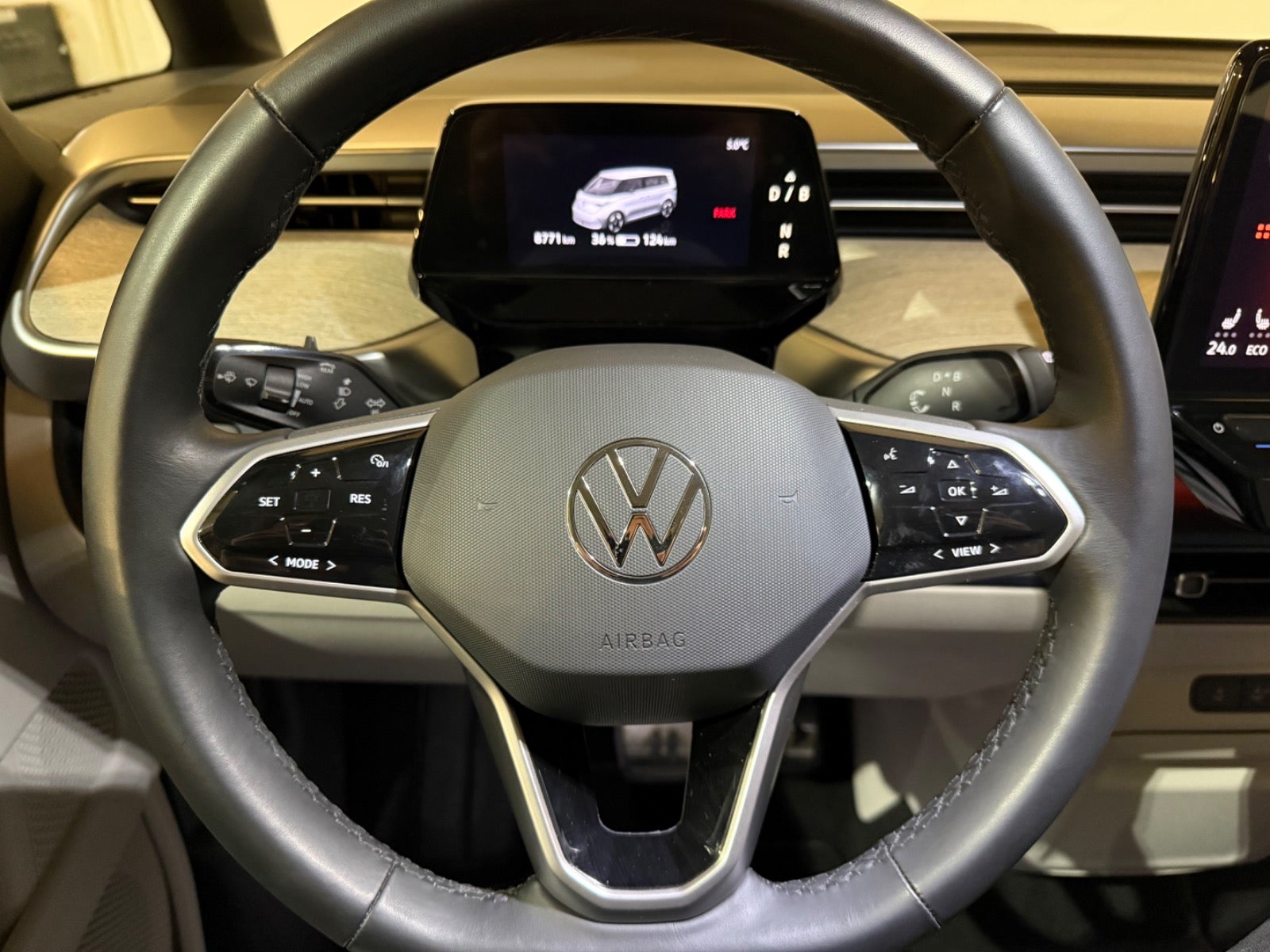 VW ID.Buzz Pro SWB