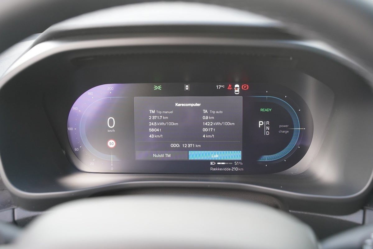 Billede af Volvo EX40  Twin Performance Plus