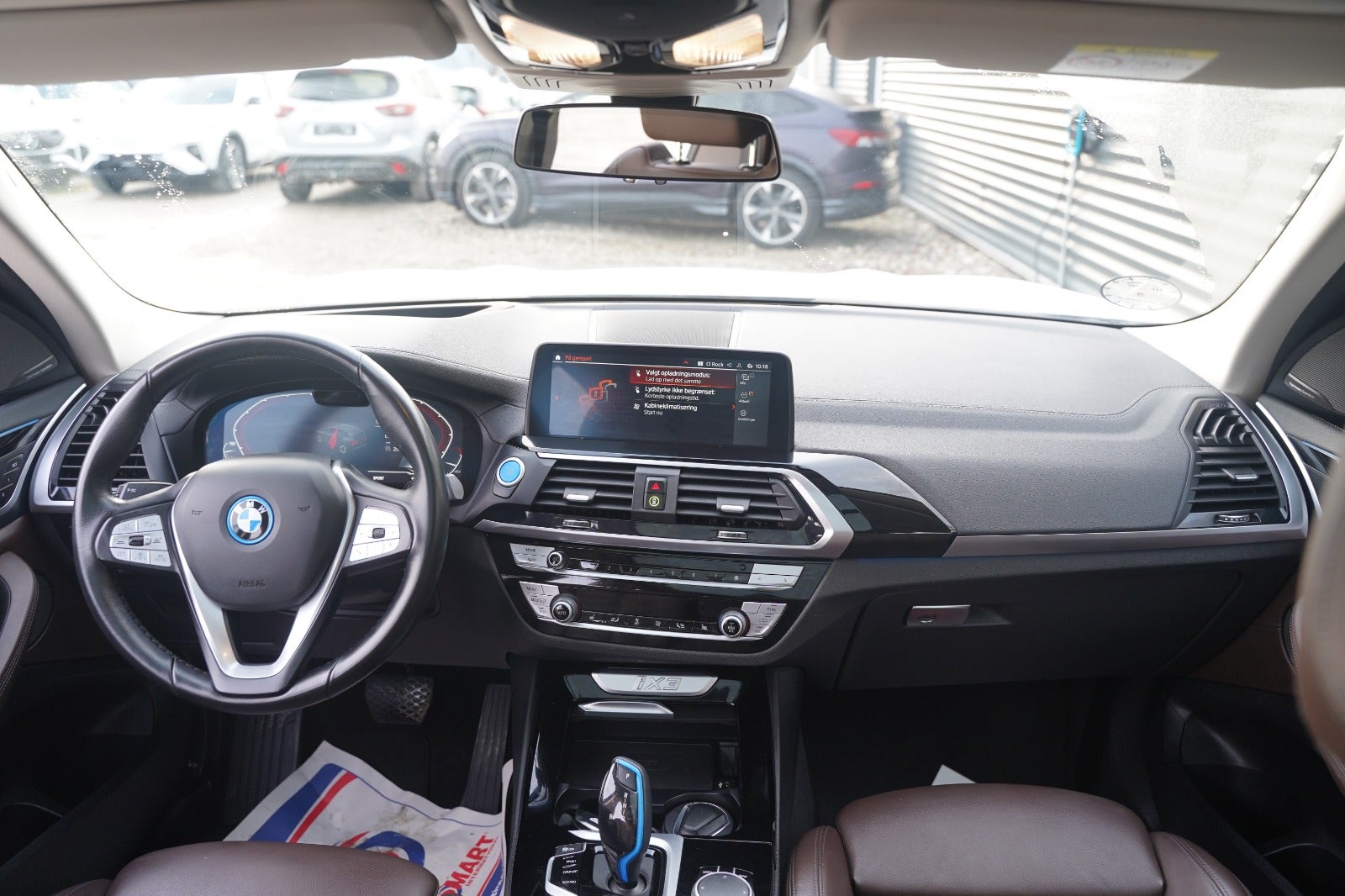 Billede af BMW iX3  Charged Impressive