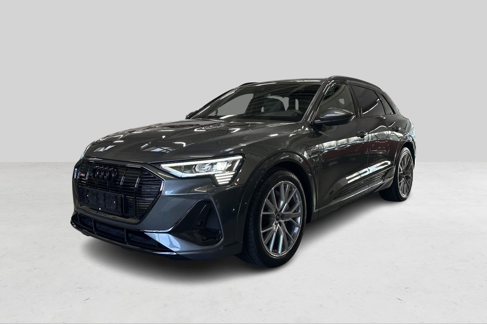 Audi e-tron 55 S-line quattro