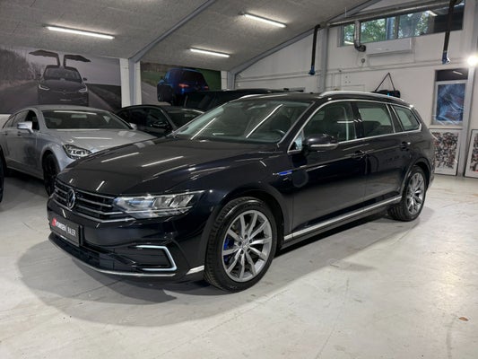 VW Passat GTE+ Pro Variant DSG