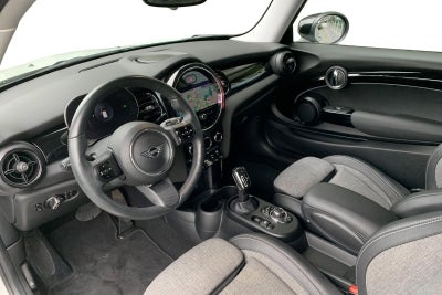 MINI Cooper SE Essential - 4