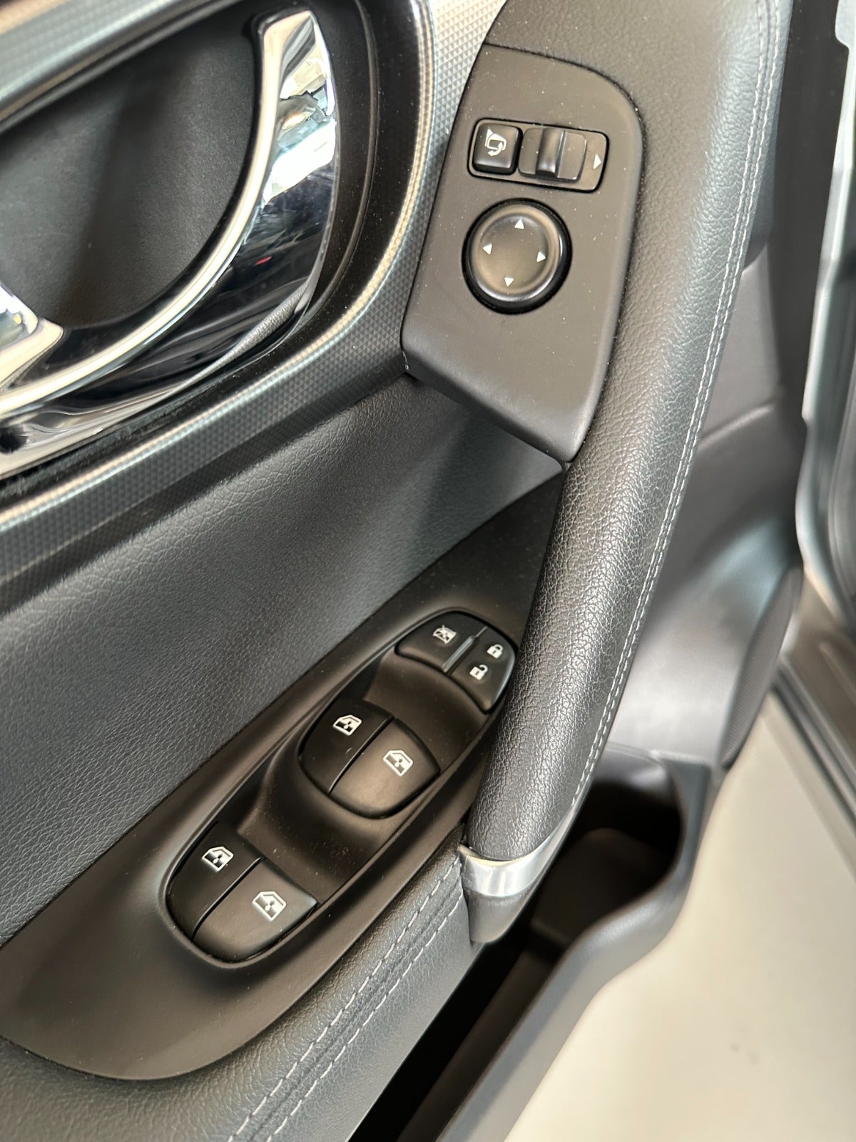 Billede af Nissan Qashqai 1,3 Dig-T 140 N-Connecta