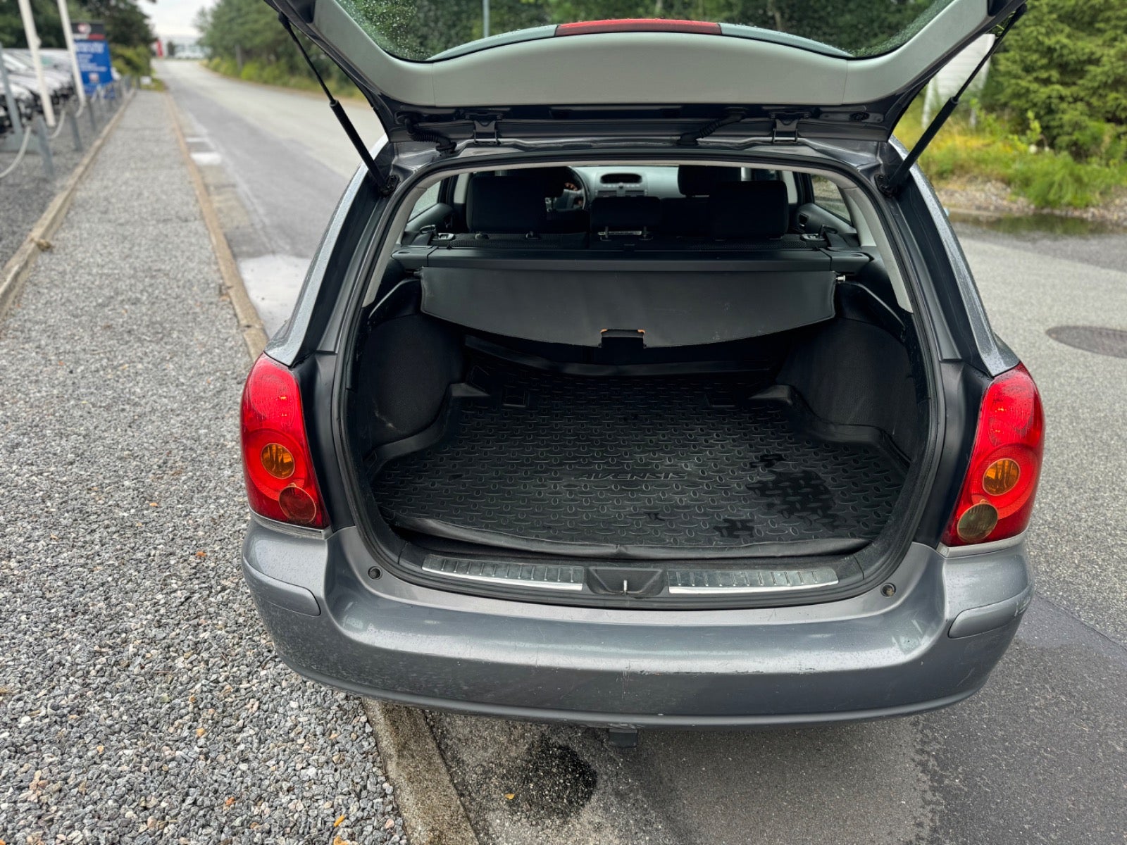 Toyota Avensis 2004