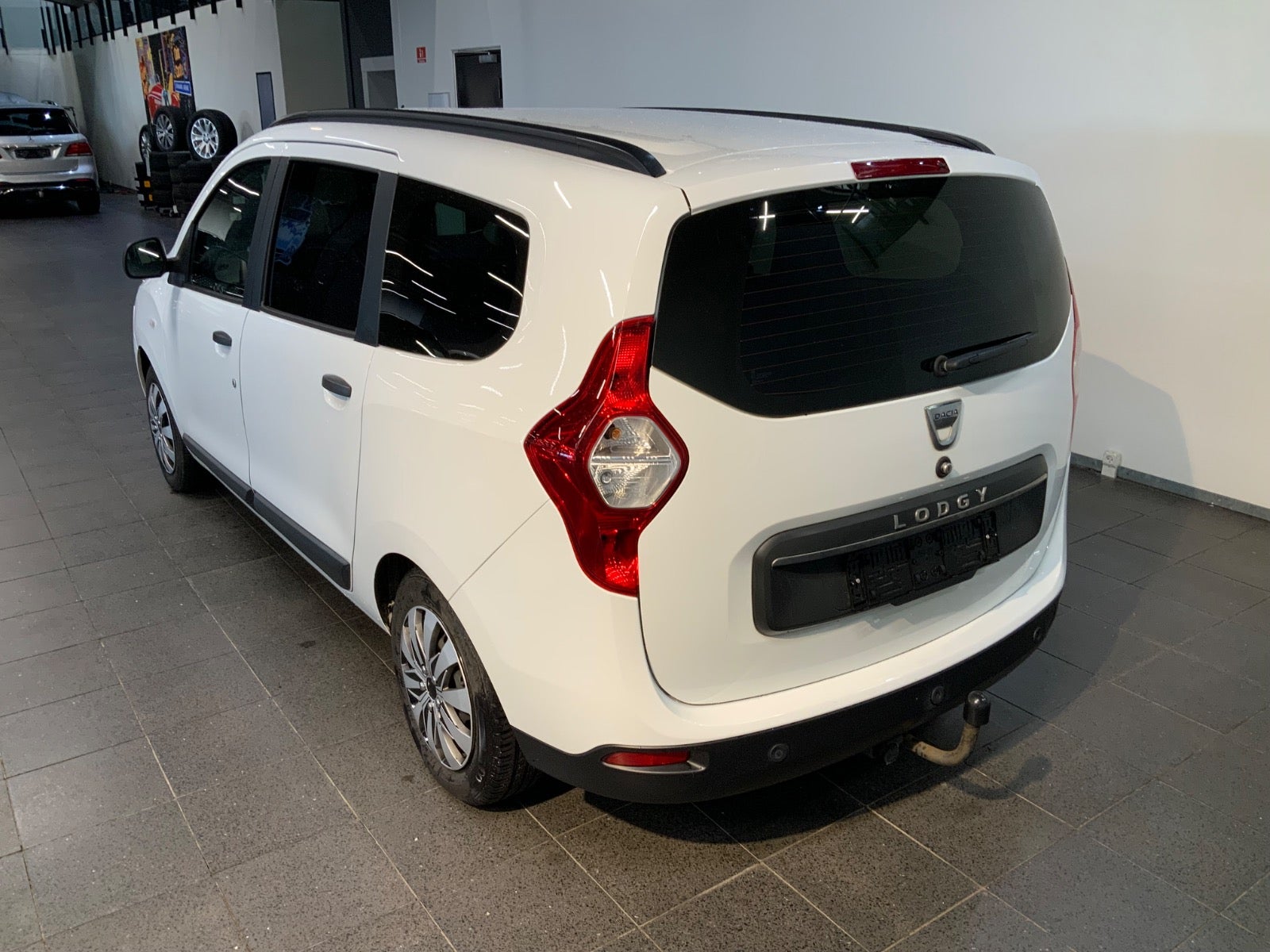 Dacia Lodgy (3/8)